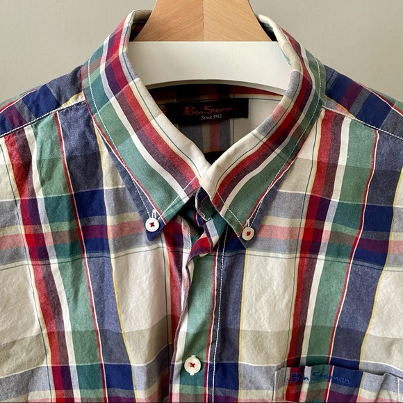 Ben Sherman Plaid Short Sleeve Button Up Shirt - Picture 2 of 4